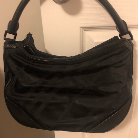 Black burberry shoulder bag - Picture 2 of 2